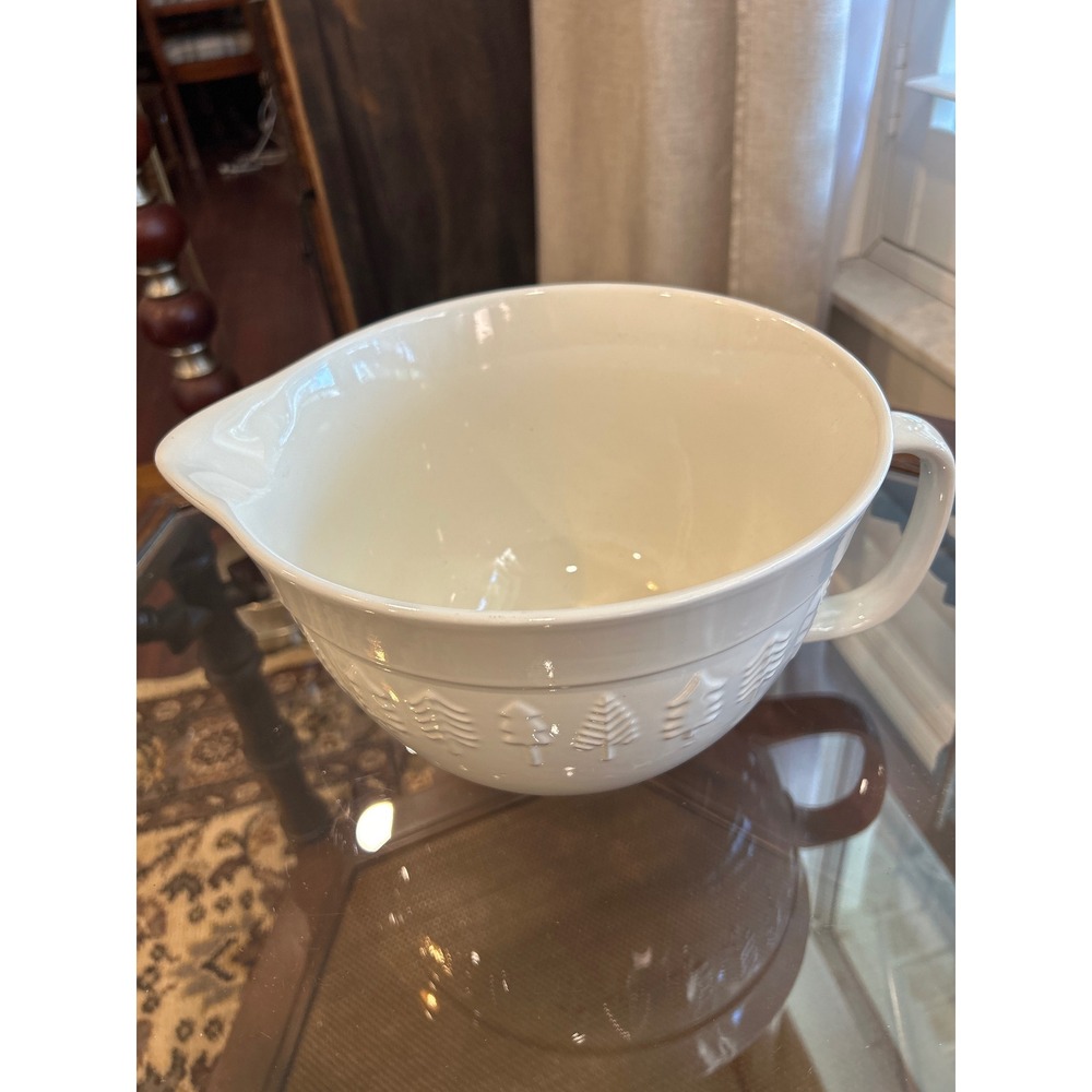 The Bake Shop Masterclass White Ceramic Batter Bowl Embossed Trees Pour Spout